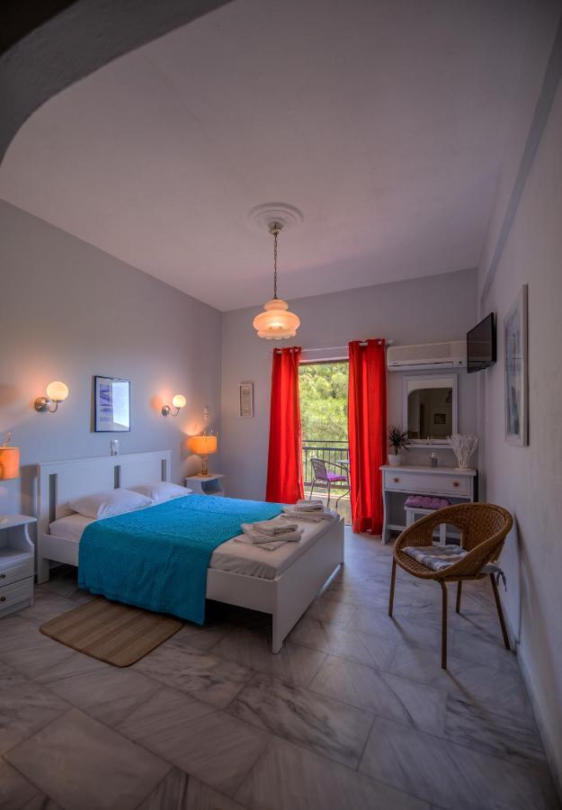 Stella Studios Poros Town Exterior photo