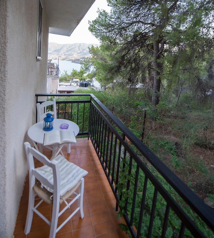 Stella Studios Poros Town Exterior photo