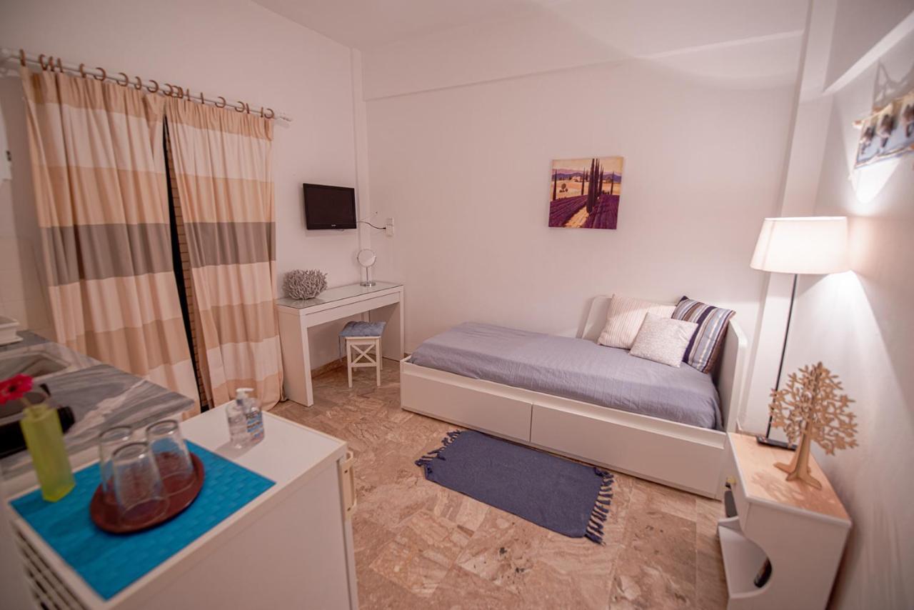 Stella Studios Poros Town Exterior photo