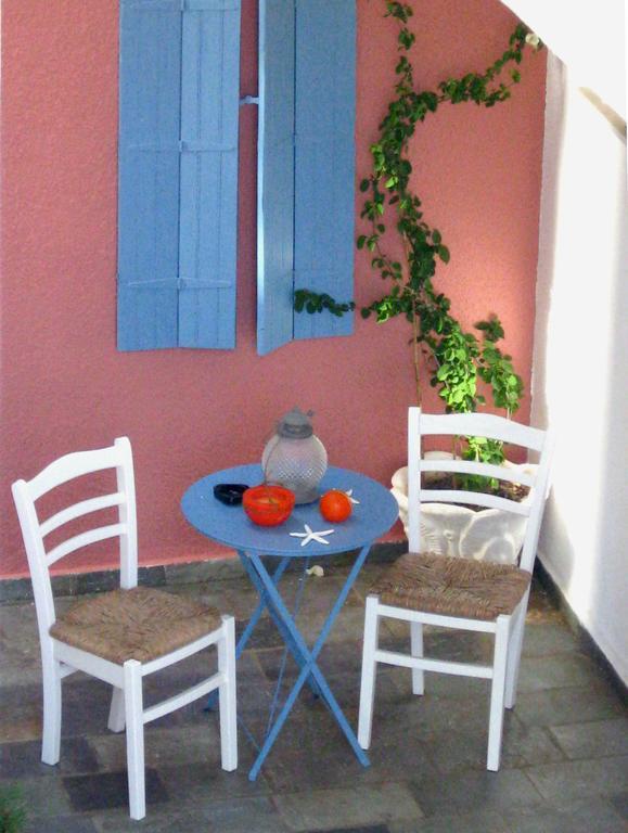 Stella Studios Poros Town Exterior photo