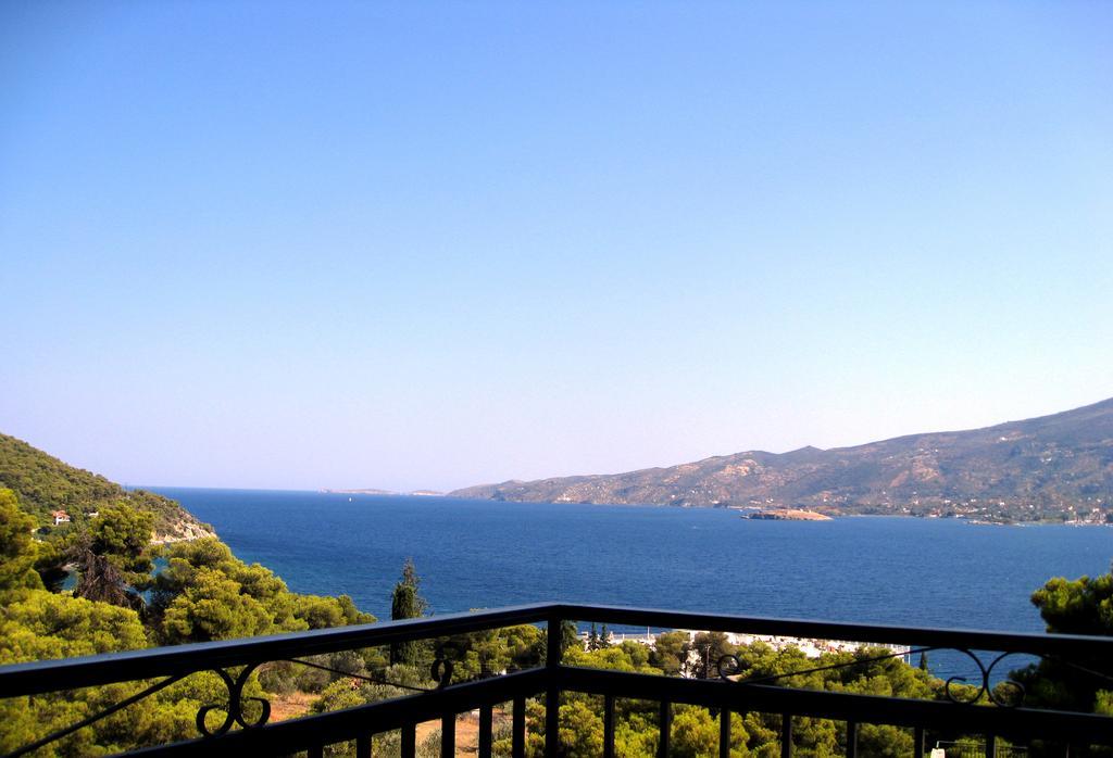 Stella Studios Poros Town Exterior photo